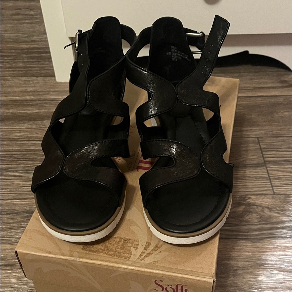 Women's Black Sandals